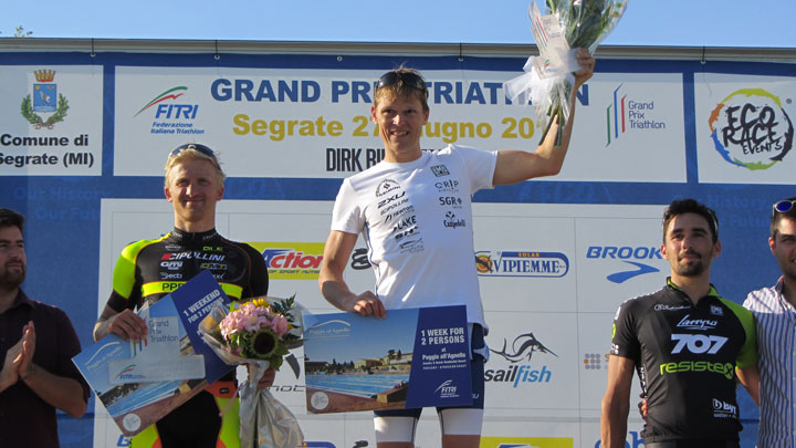 podio maschile grand prix triathlon