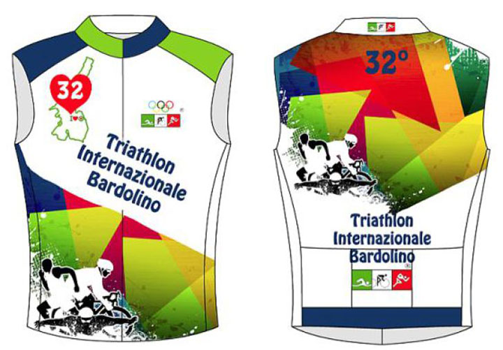 images/2015/gare_internazionali/TriathlonBardolino2015_maglie.jpg