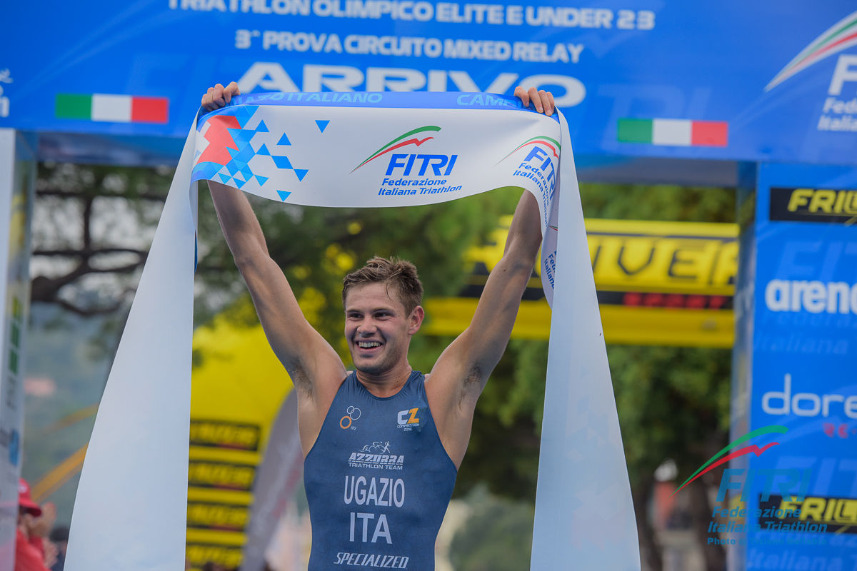 Scatto Ugazio: è il nuovo Campione Italiano di Triathlon Olimpico Elite e Under 23 a Lerici