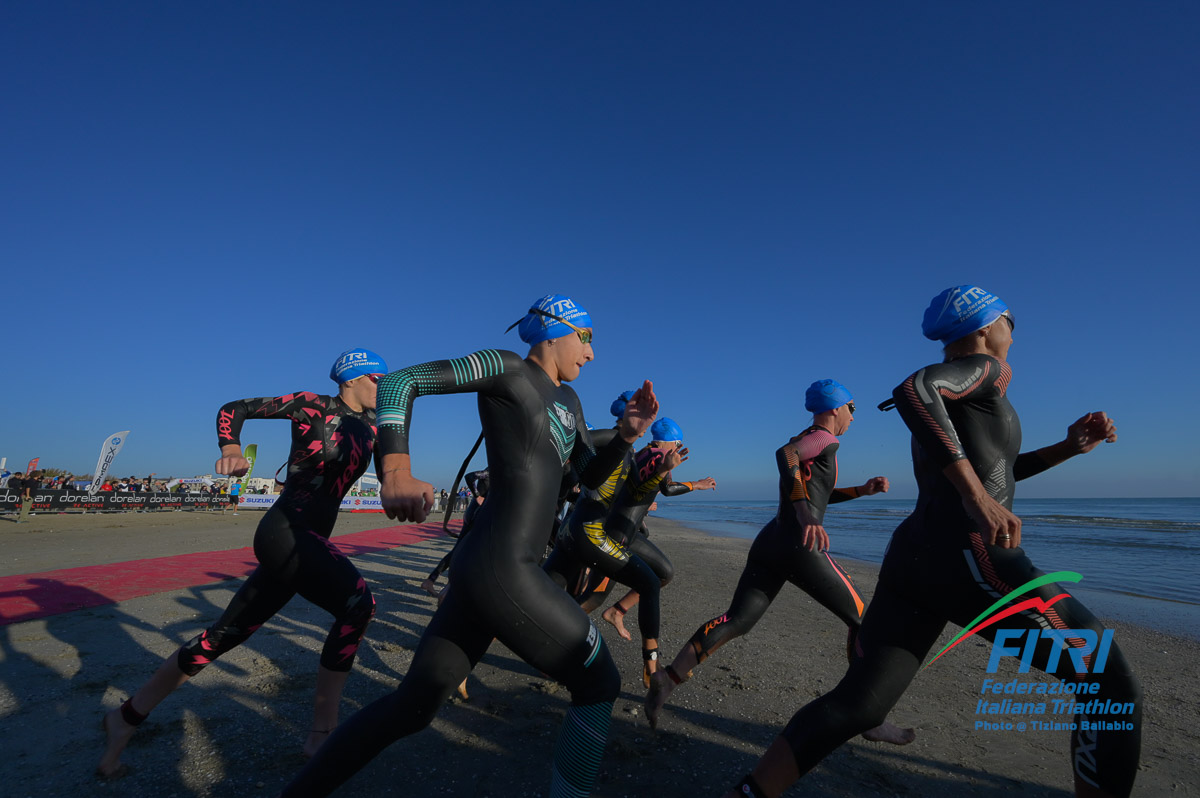 Presentati i Tricolori di Triathlon Olimpico di Alba Adriatica: online le start list 