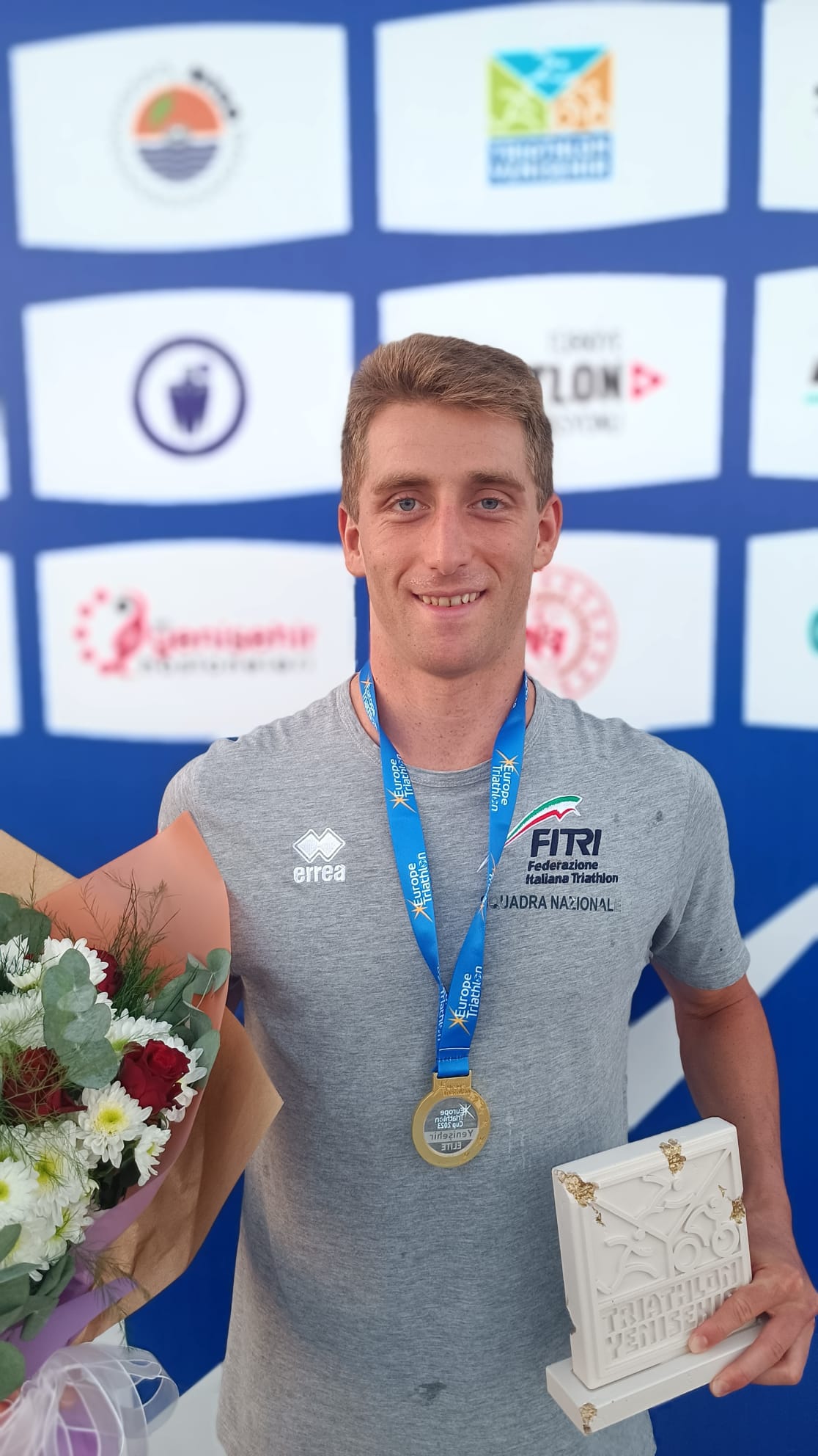 Angelini vince l'Europe Triathlon Cup Yenişehir. Mallozzi è quinta.