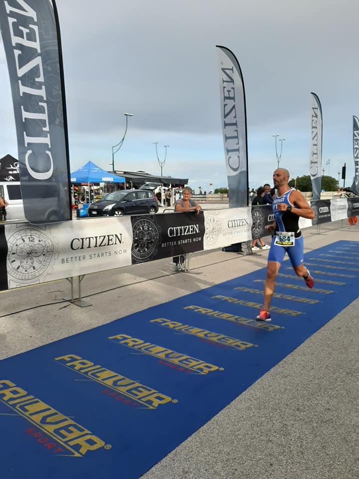 Anche per i triathleti calabresi ritorna il tempo delle gare. Ottimi i risultati ottenuti dagli atleti della Pianeta Sport di Reggio Calabria ai campionati italiani di Lignano Sabbiadoro.