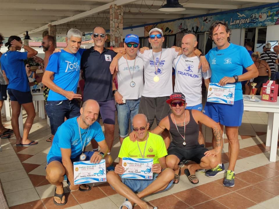 AL TRIATHLON DI PALMI assegnati i titoli regionali Age Group distanza sprint. 