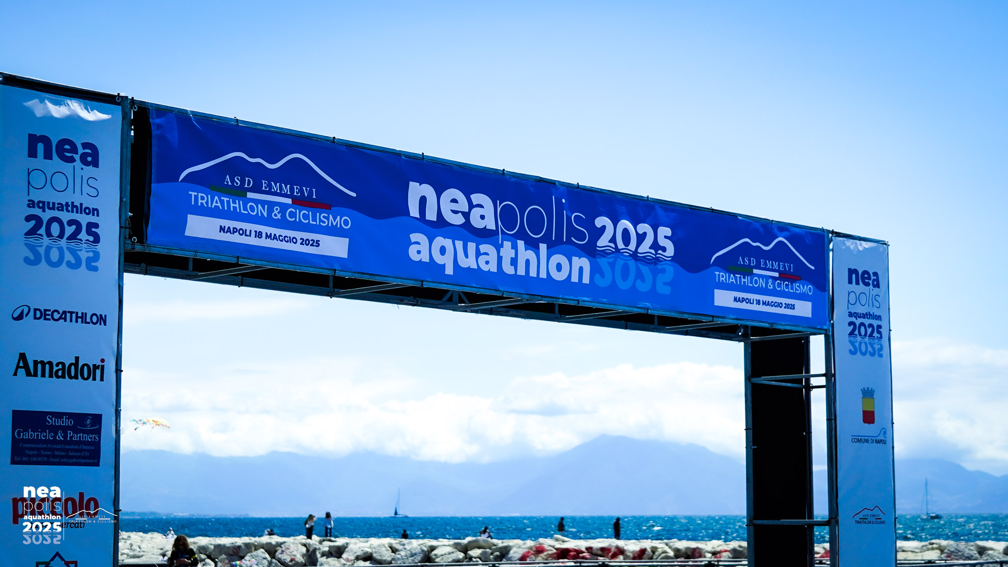 Neapolis Aquathlon 2025: spettacolo, sfida e festa sul Golfo di Napoli!