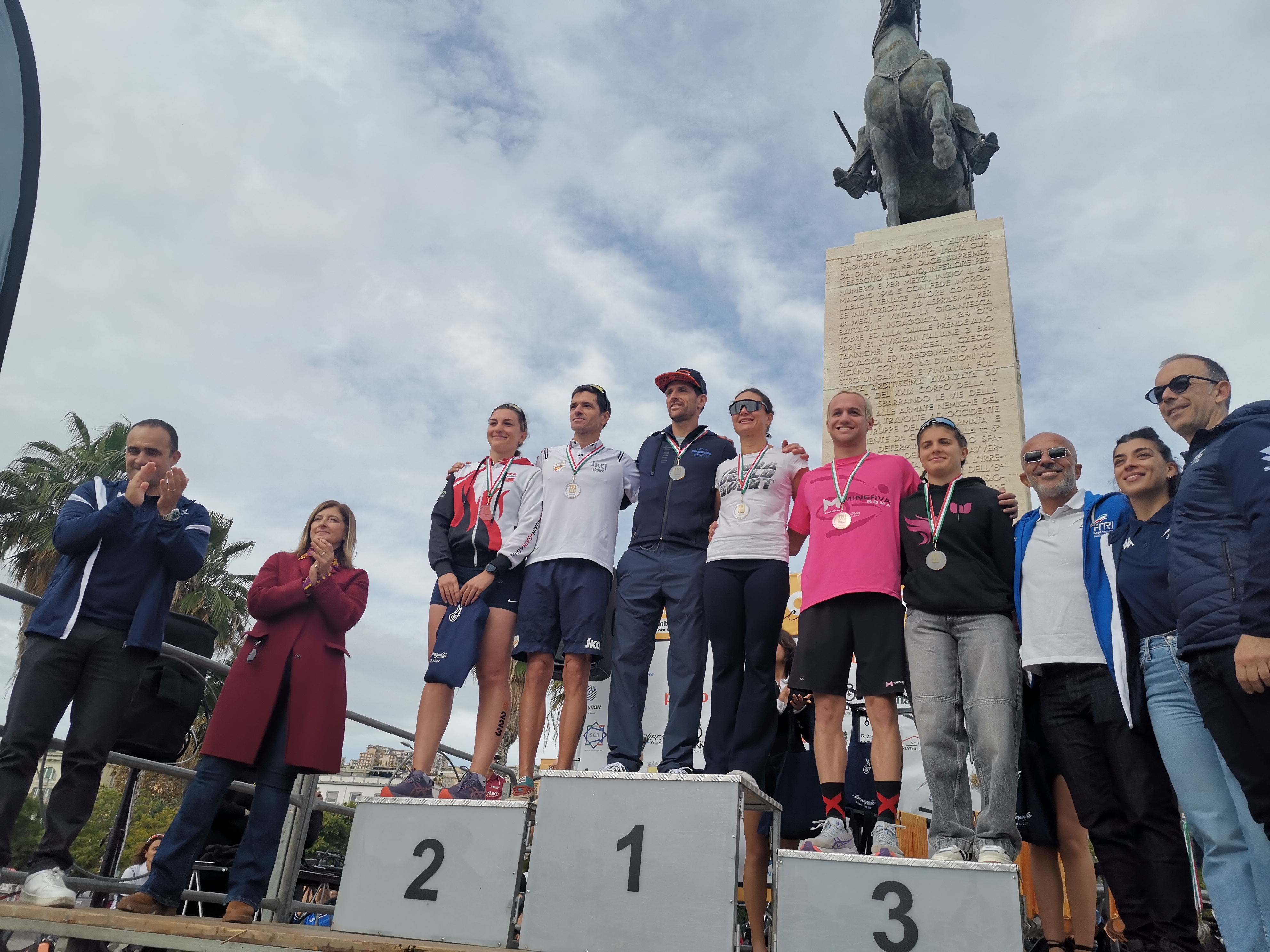 TRI GOLD Caracciolo 2025: Napoli capitale del triathlon