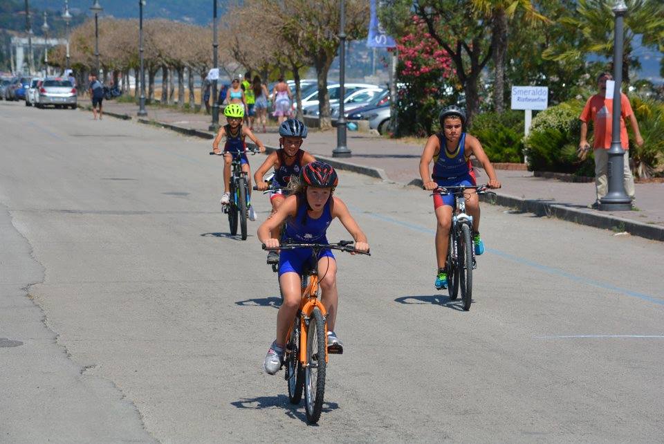 POLICASTRO - UN SUCCESSO DI GIOVANI