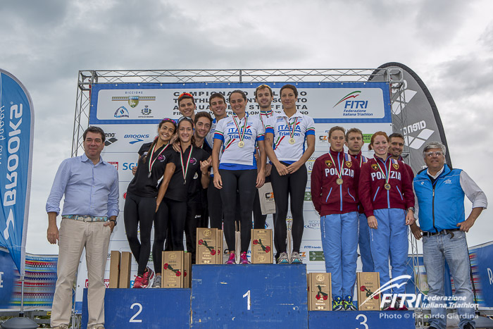 Il podio delle staffette 2+2 di Riccione 2015