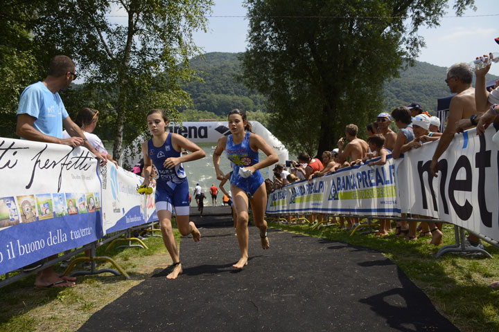 images/2015/foto_news/C.I._Triathlon_Giovani_Revine_lago/tricolori-revine-triathlon-giovani.jpg