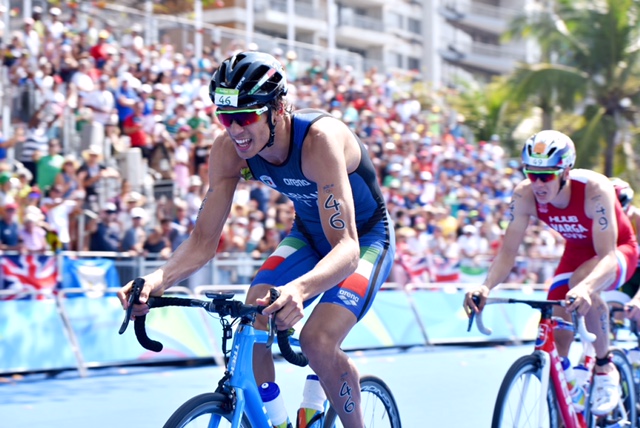 Alessandro Fabian in gara al Lignano Olympic & Sprint Triathlon