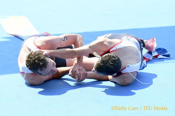 Alistair Brownlee è leggenda Triathlon ‘bicampione olimpico! Argento il fratello Jonathan, Bronzo a sorpresa Schoeman. Alessandro Fabian 14°, Davide Uccellari 34°con sfortuna…