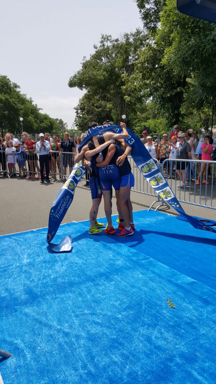 Azzurri d'Oro Italia U23 è campione d'Europa Mix Relay!