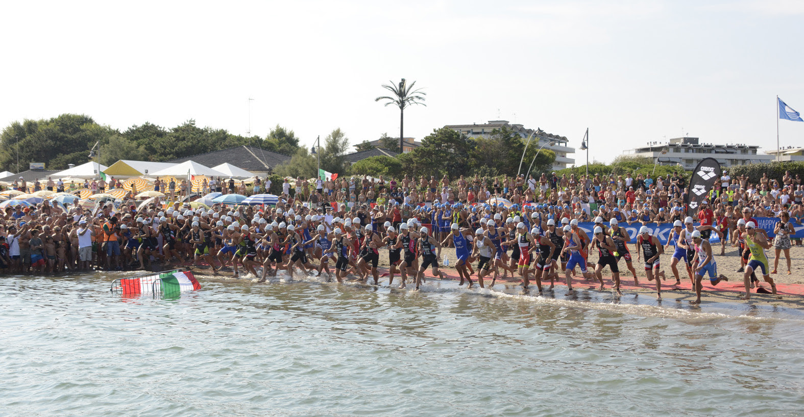 Oltre 350 iscritti al Triathlon Sprint Città di Caorle: la multidisciplina torna nel veneziano