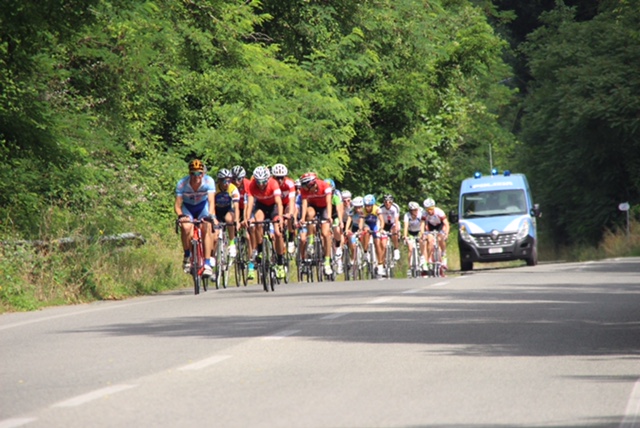 images/2017/area_tecnica/giovani/raduno_rct_nord/allenamento_in_bici_raduno.jpg