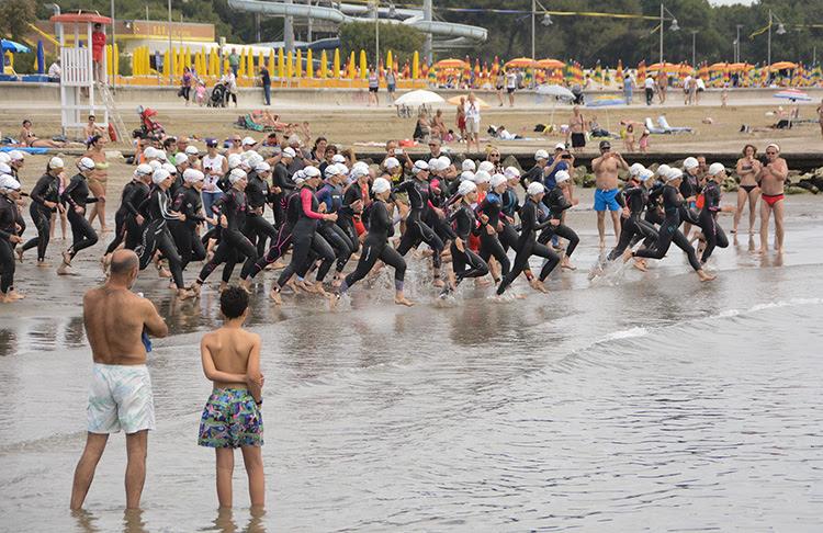 images/2018/gare/silca/Triathlon_Sprint_Maggio/medium/Caorle_Triathlon_2017_d8a7a71d894b.jpg