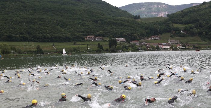 La carica dei 400 di Caldaro, iscrizioni del triathlon aperte fino a domenica