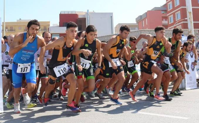 images/2019/gare/Aquathlon_Trapani/medium/partenza.jpg