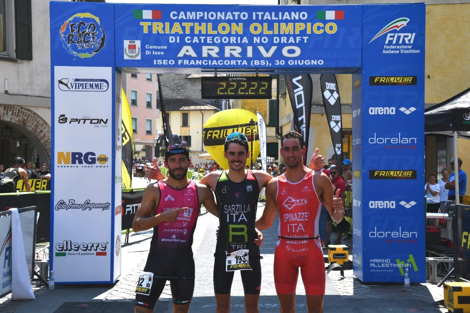 arrivo maschile triathlon age group 2019