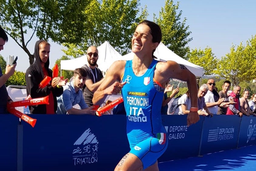 Acuto Peroncini: è campionessa del mondo di Triathlon Cross! Due medaglie dal paratriathlon a Pontevedra
