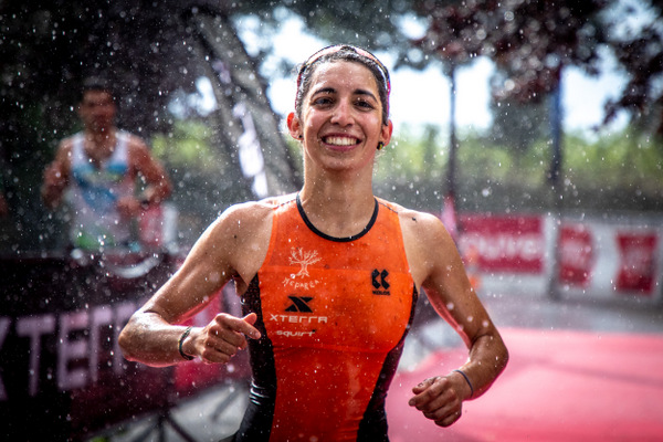 Menditto seconda all'XTERRA Nouvelle-Aquitaine 