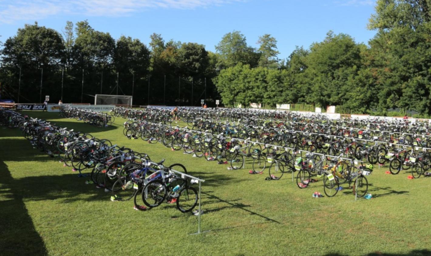 images/2021/Gare_ITALIA/Cremona_Triathlon_Sprint/medium/TriSprintCittàdiCremona_zonacambio.jpg