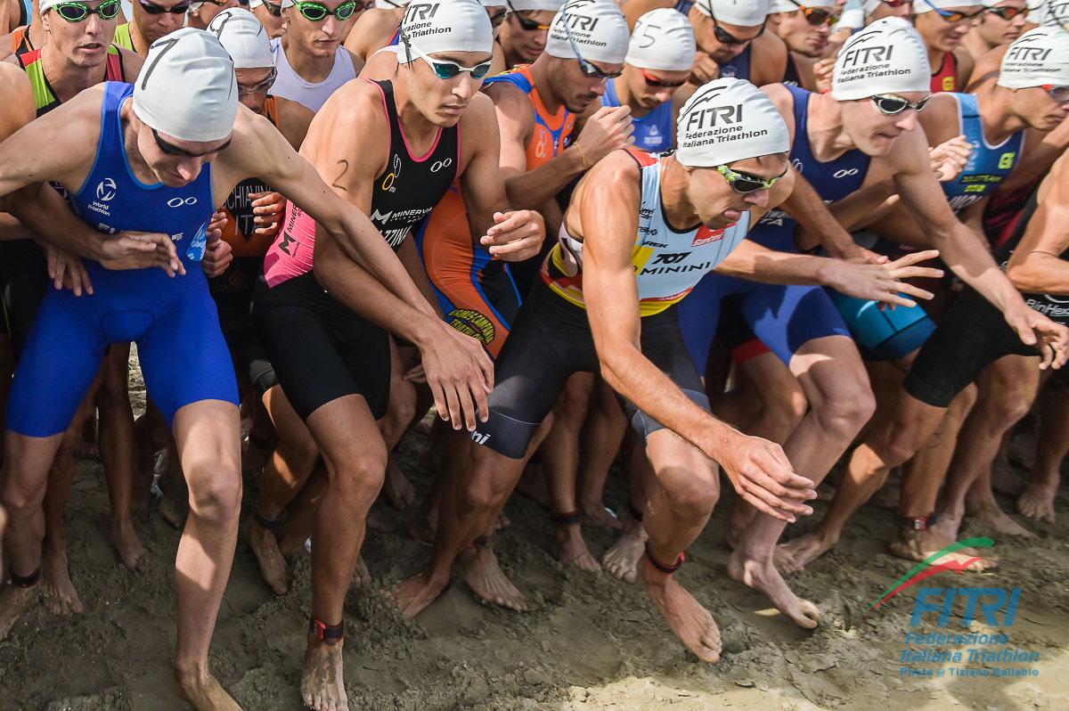 images/2021/Gare_ITALIA/Tricolori_Triathlon_Olimpico_Riccione/Varie/medium/BallabioFITRI_CI_W-69980M.jpg