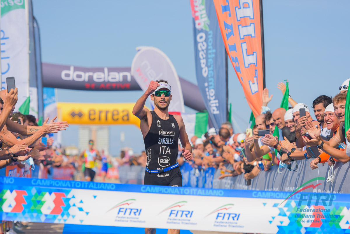 Sarzilla vince il titolo di Triathlon Sprint a Cervia, Pozzatti e Crociani completano il podio