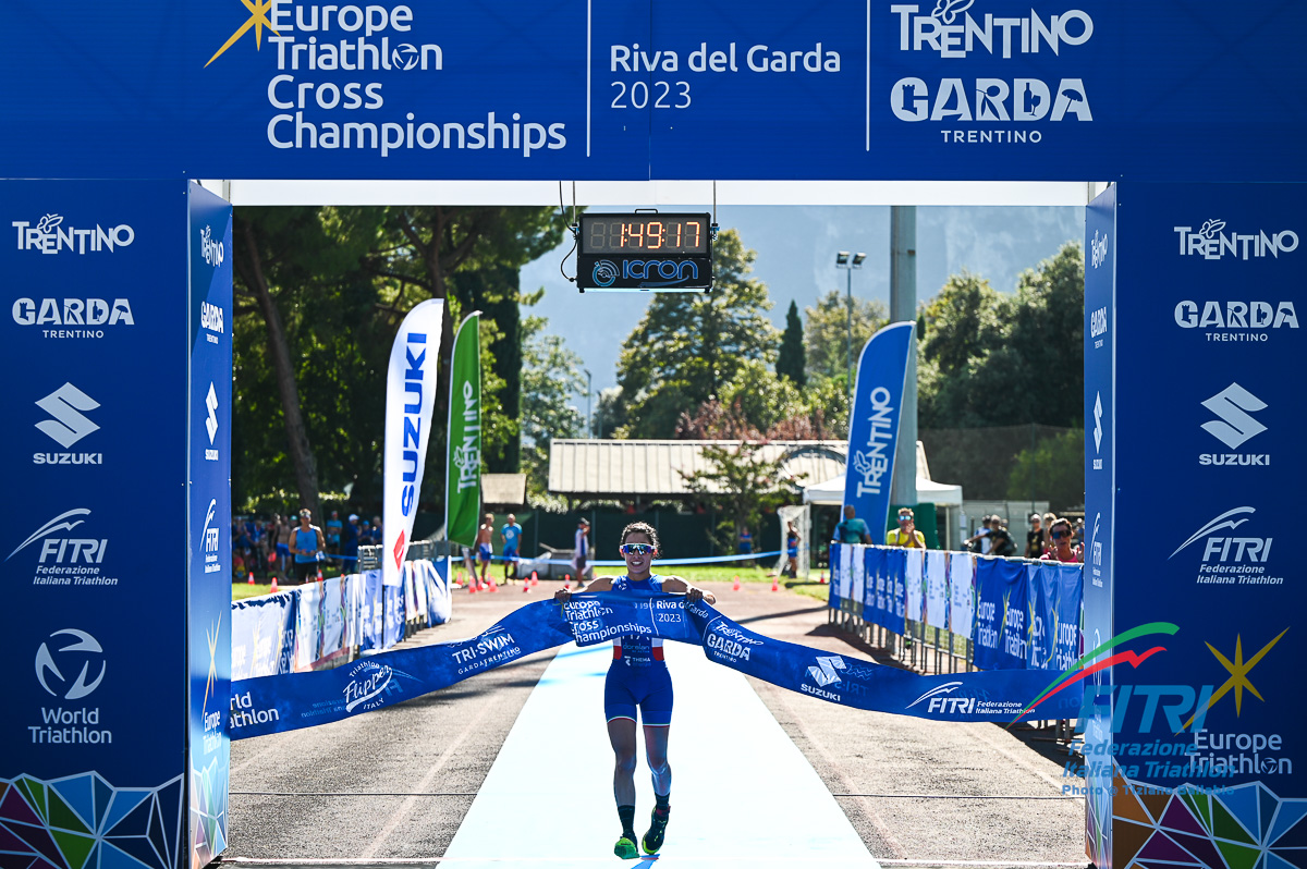 Menditto è oro nell'Europeo di Duathlon Cross a Riva del Garda. Saravalle è bronzo. Quattro medaglie Junior