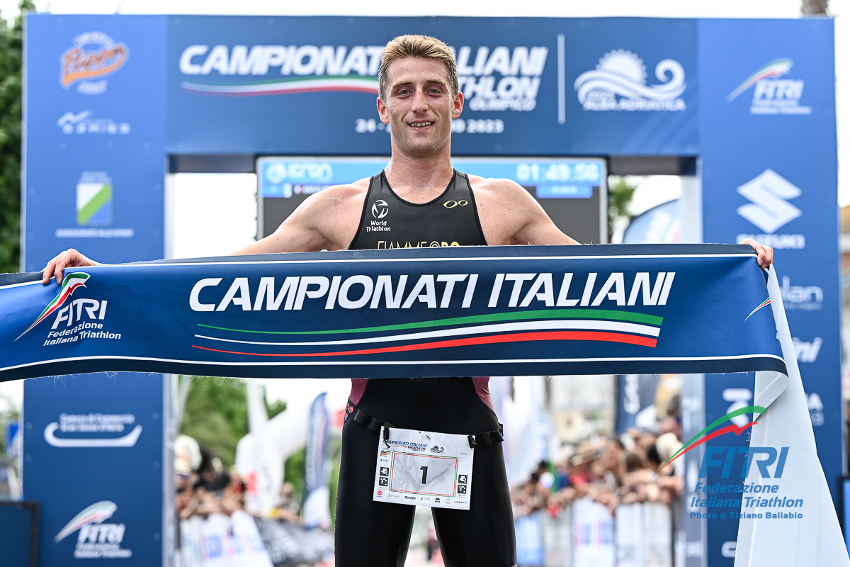 Samuele Angelini nuovo Campione Italiano di Triathlon Olimpico ad Alba Adriatica