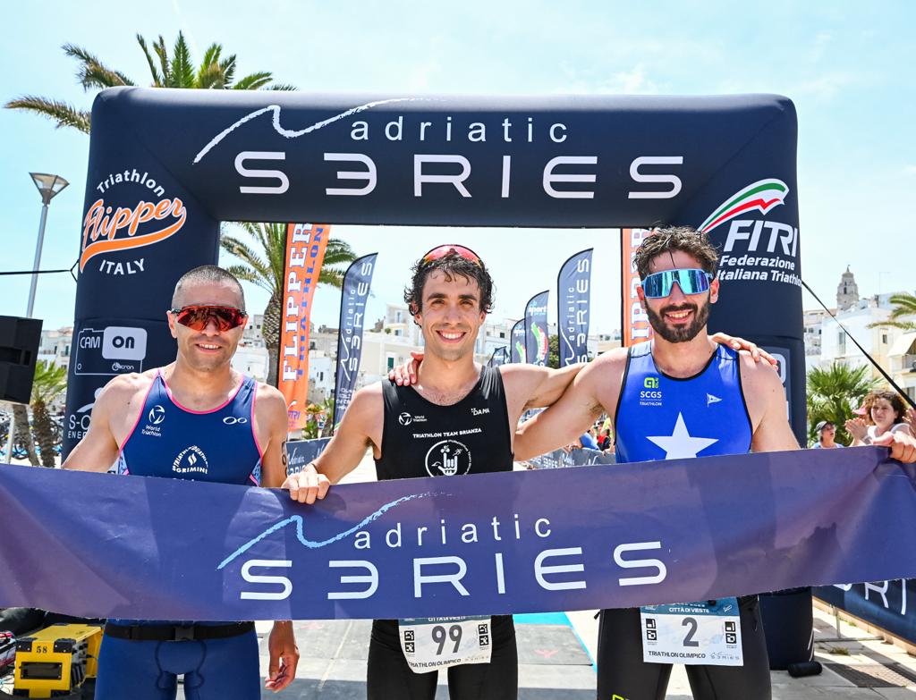 Vieste dà spettacolo,  Alessia Righetti e Simone Ceddia trionfano nel triathlon olimpico