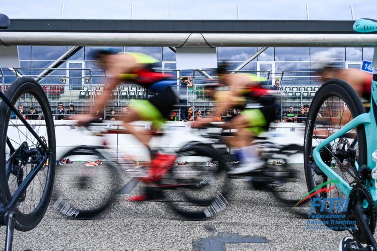 images/2024/Gare_Italia/Altre_Gare/circuito_duathlon/barzano/medium/phoca_thumb_l_ballabio_fitri-70578.jpg