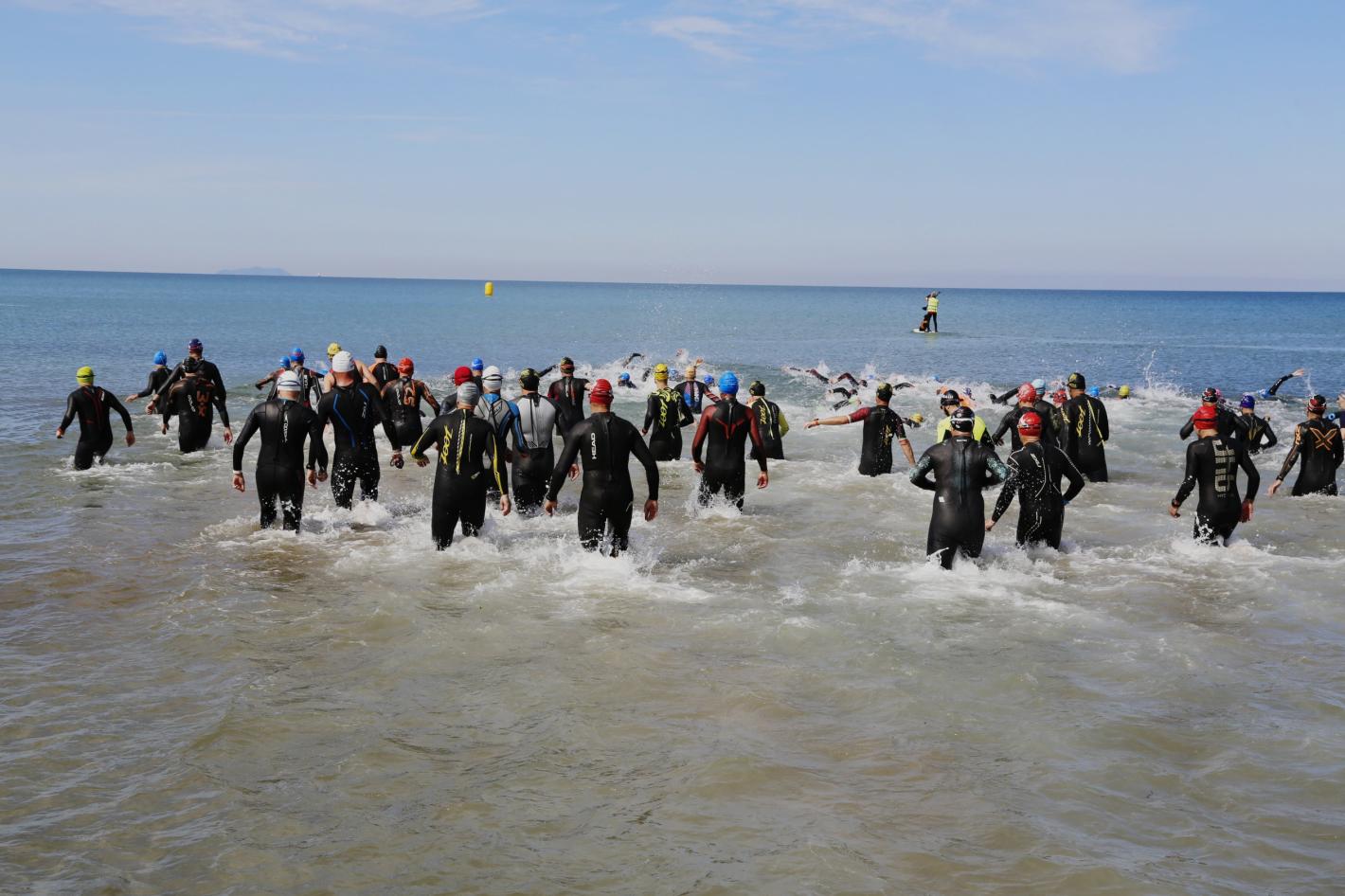 images/2024/Gare_Italia/Altre_Gare/circuito_triathlon_no_draft/medium/pisa_partenza_circuito_tri_nd_25.JPG