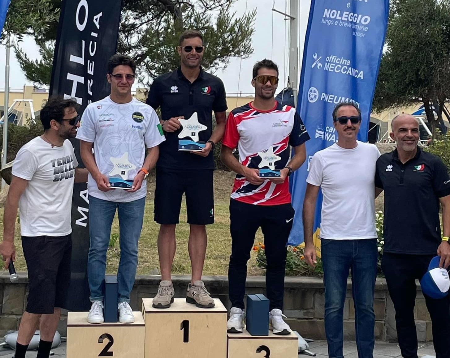 Triathlon Sprint Acciaroli: mare di emozioni e 210 atleti conquistati dalla bellezza del Cilento!