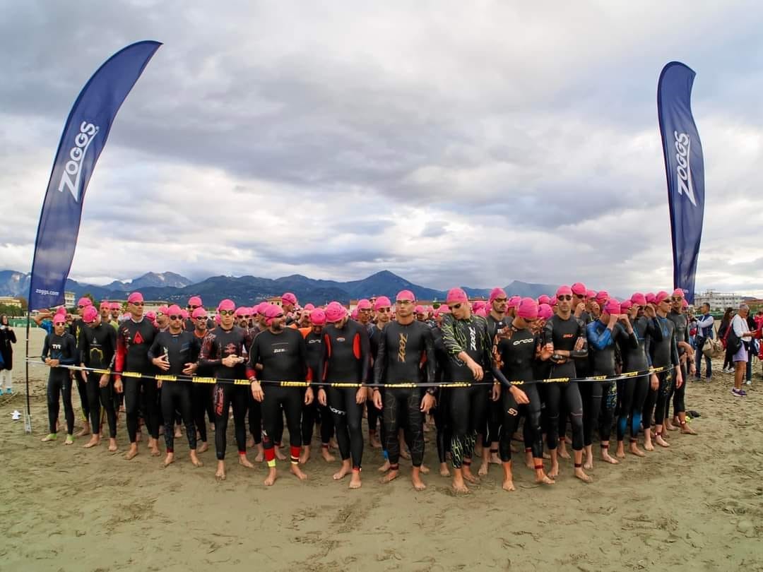 Un mese al Triathlon della Versilia, il 19 ottobre il via