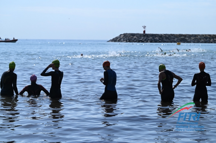 Le start list del Campionato Italiano di Para Aquathlon a Pisogne 