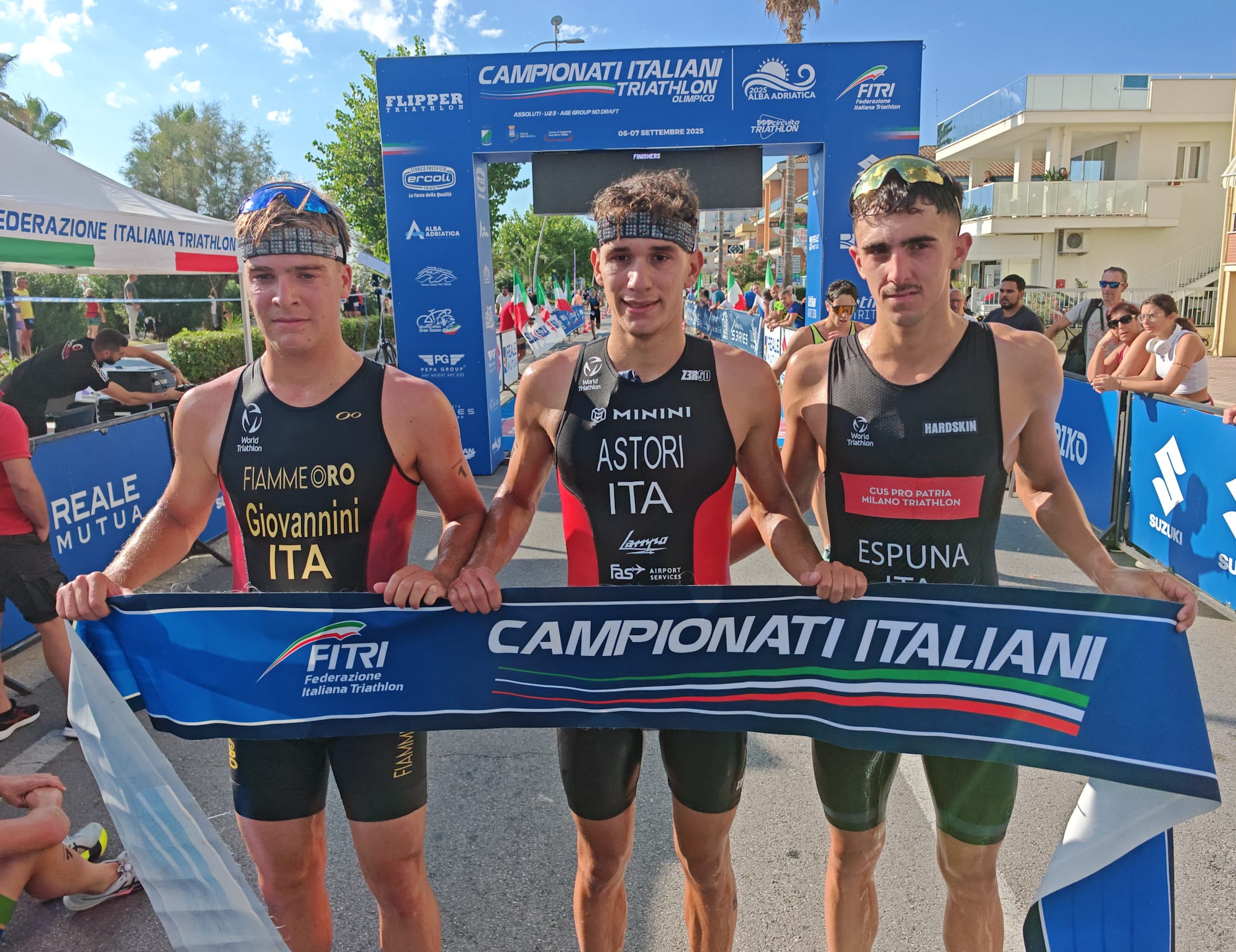 Il sorriso di Nicolò Astori nuovo Campione Italiano di Triathlon Olimpico ad Alba Adriatica