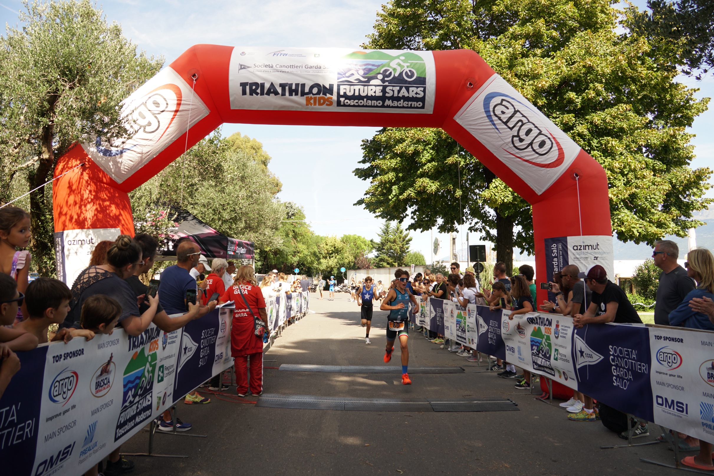 Lago di Garda: le giovani stelle dello sport brillano al  1° Triathlon Kids Future Stars di Toscolano Maderno