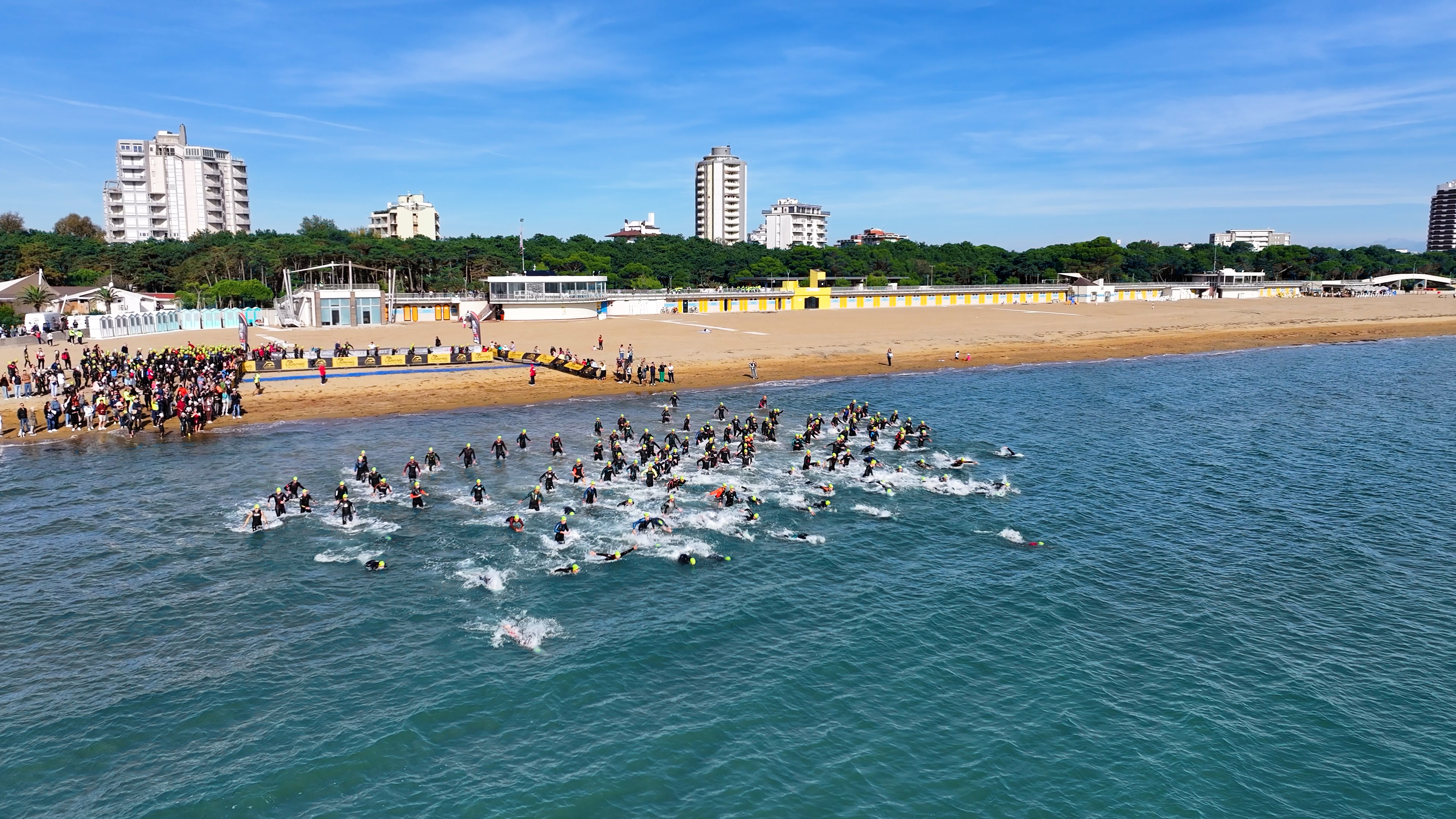 Lignano Tri 2025 drone nuoto