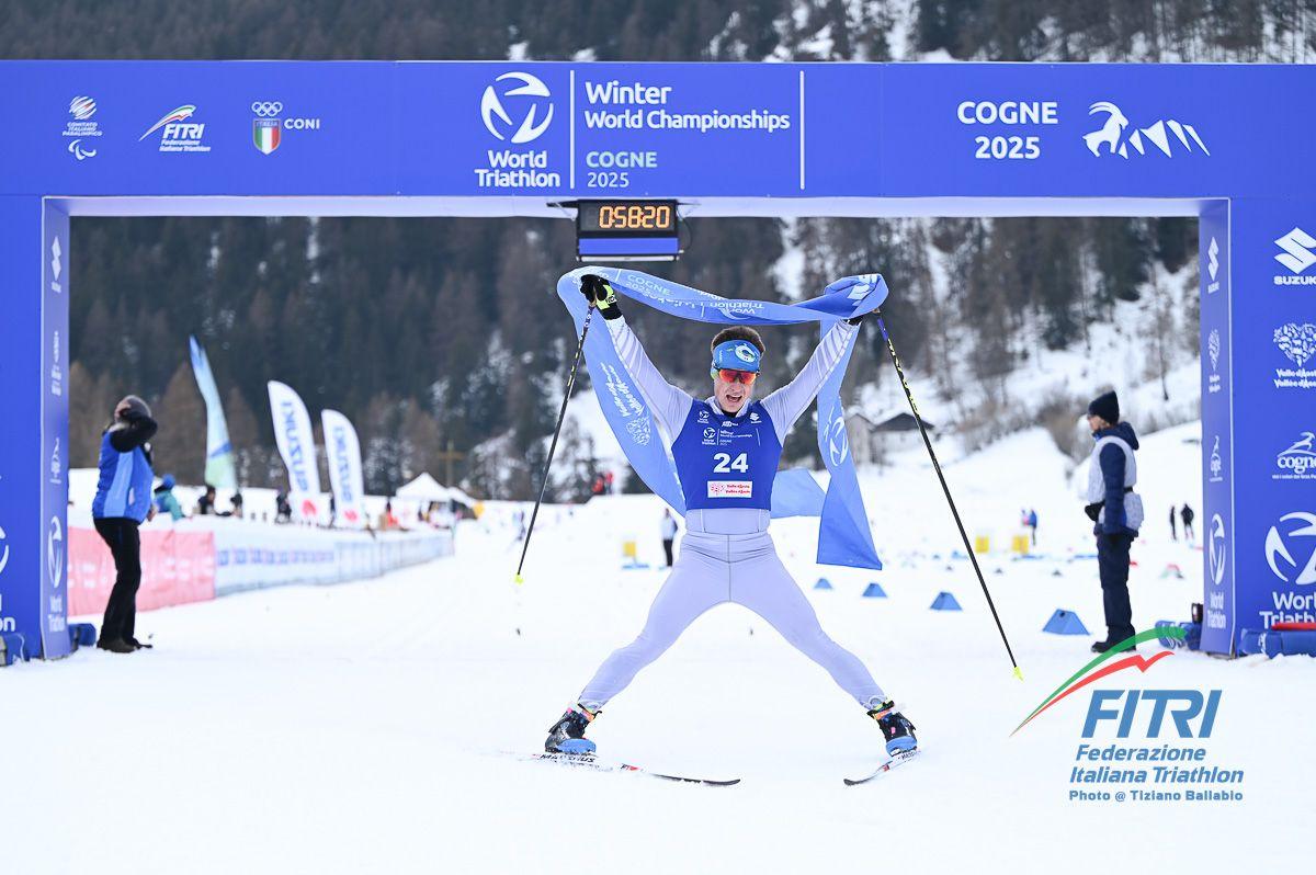 images/2025/Gare_internazionali/Mondiali_di_Winter_Triathlon_Cogne/Campionati_Mondiali_invernali_di_Triathlon/medium/_Oleg_Chestikov_-_campione_elite_wt.jpeg