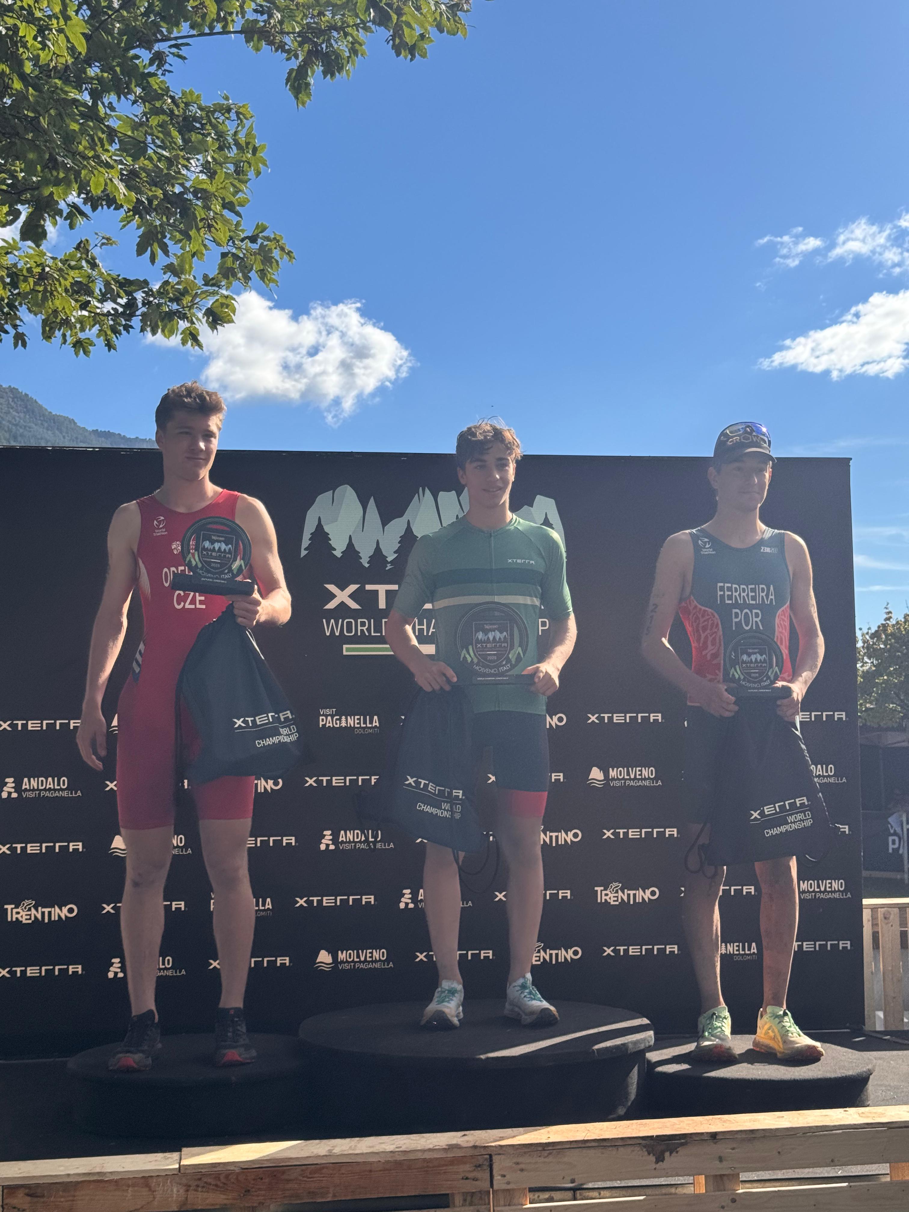 A Molveno Roberto Porcu si laurea Campione del Mondo Junior XTERRA 