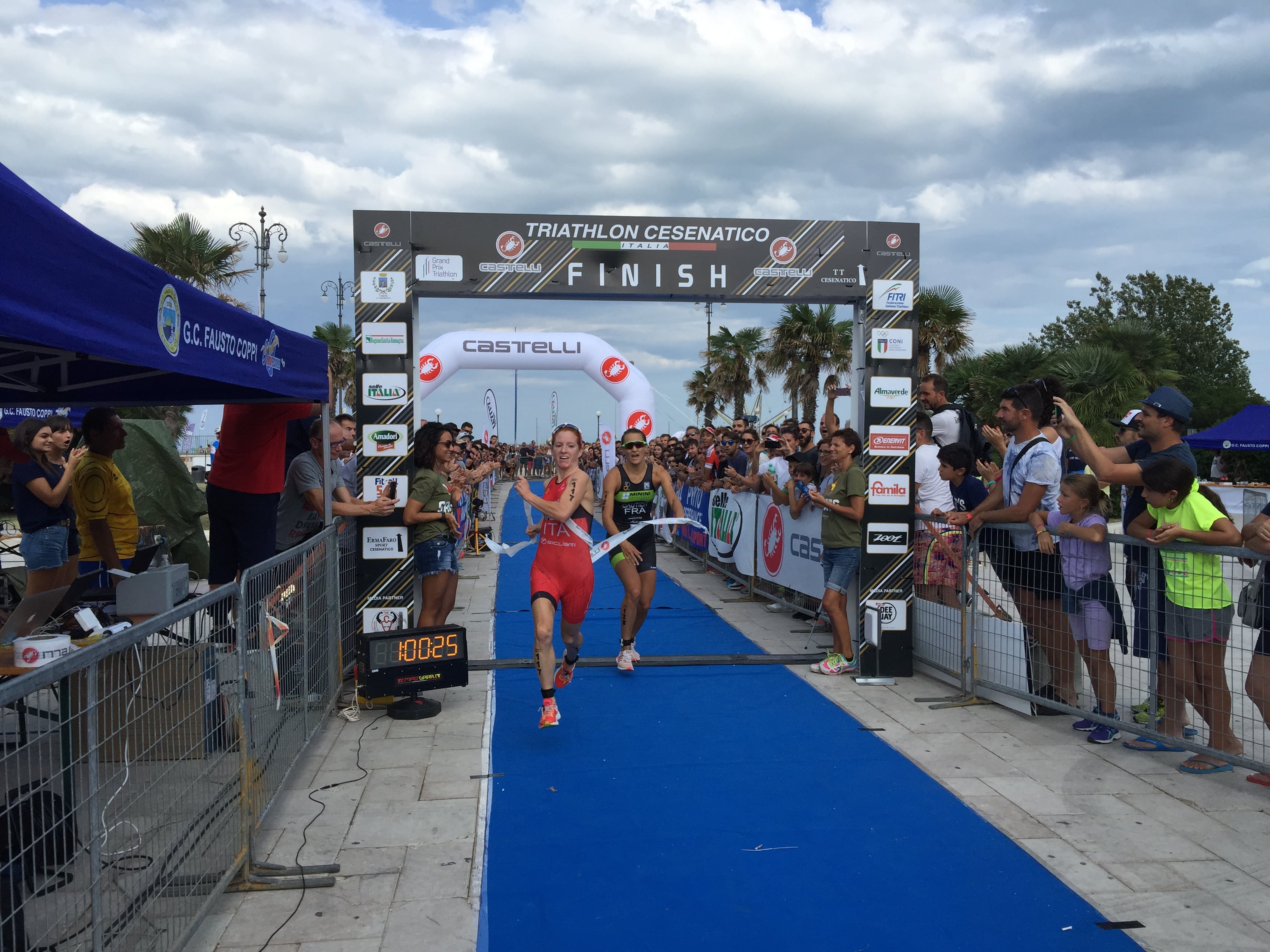 Annamaria Mazzetti e Gabor Faldum vincono il Grand Prix Triathlon a Cesenatico