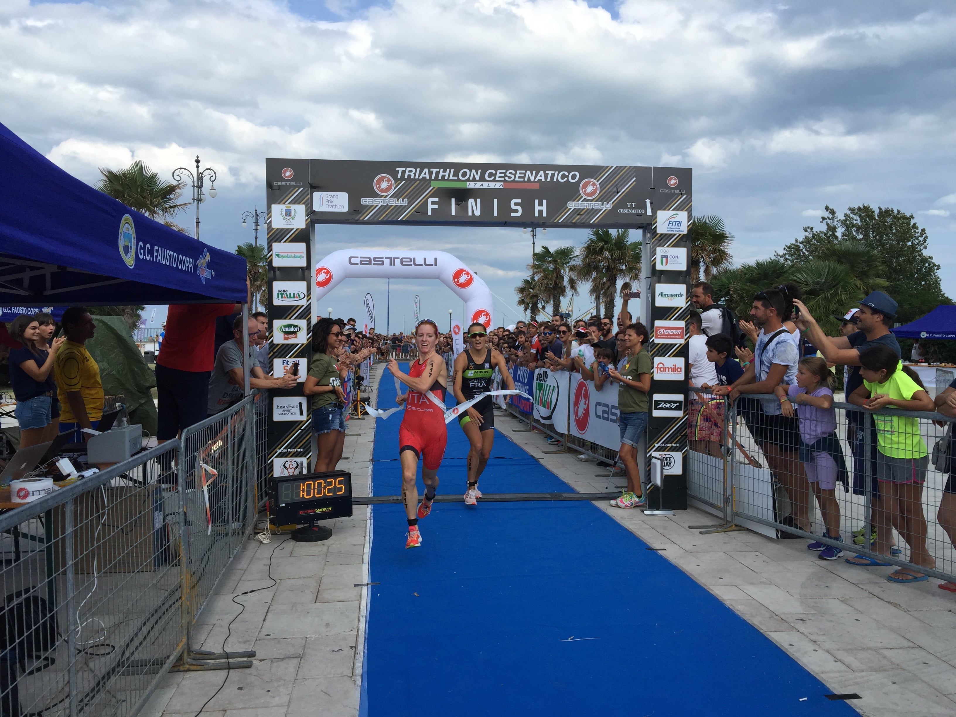 Annamaria Mazzetti e Gabor Faldum vincono il Grand Prix Triathlon a Cesenatico