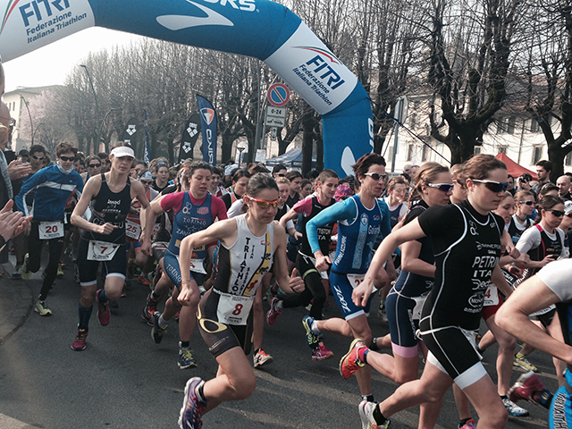 images/area_tecnica_/Partenza_Duathlon_Romano_di_Lombardia_2014.jpg