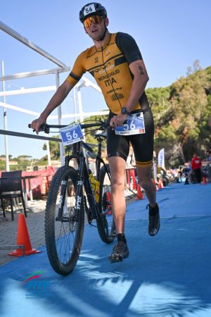 capopliveri cross  