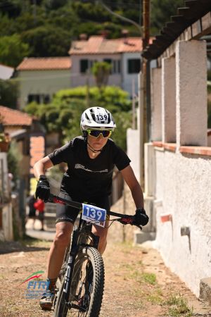 capopliveri cross  