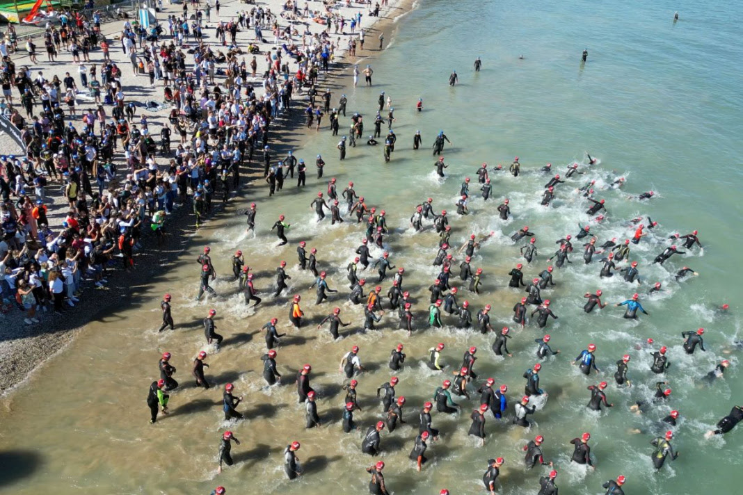 PeschieraTRI 2026: spettacolo sul Garda con oltre 2200 atleti. I risultati