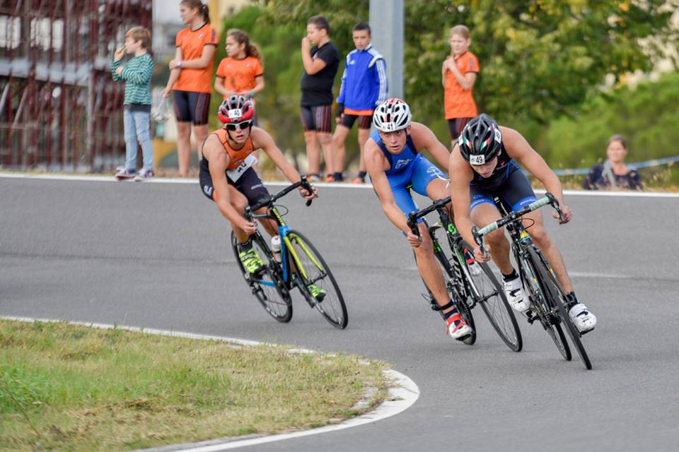 Spettacolo delle grandi occasioni al ciclodromo Perona per il 3° Duathlon Kids del Drago