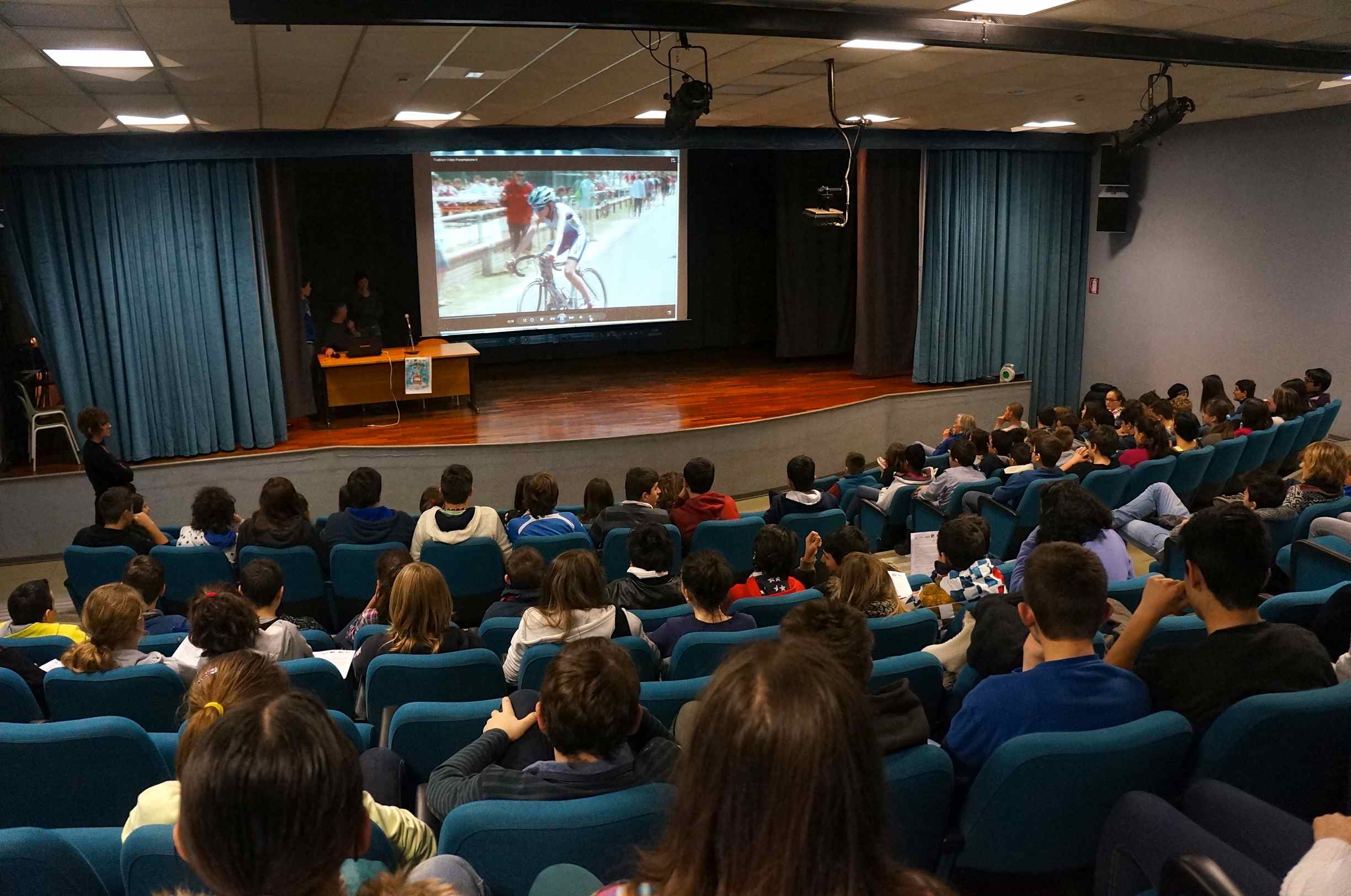 Progetto Gio-Ge-Gio, abbiamo incontrato gli alunni della scuola media di Villeneuve