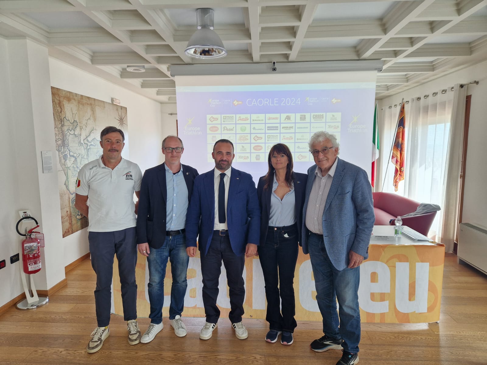 SCATTA OGGI LA TRE GIORNI DI TRIATHLON CON EUROPE TRIATHLON CUP E TRIATHLON SPRINT: UN MIGLIAIO DI ATLETI A CAORLE